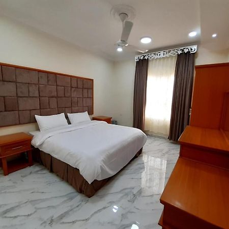 Al Jood Hotel Apartment Hilf Екстер'єр фото