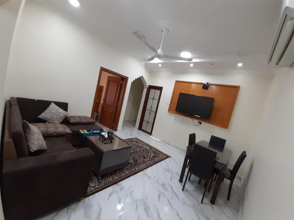 Al Jood Hotel Apartment Hilf Екстер'єр фото