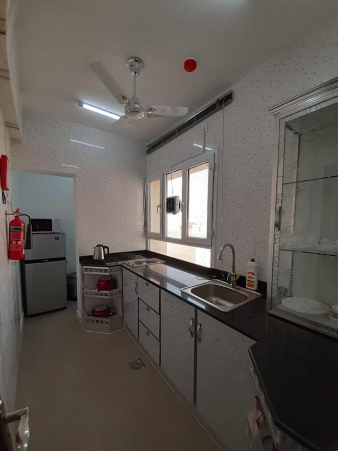 Al Jood Hotel Apartment Hilf Екстер'єр фото